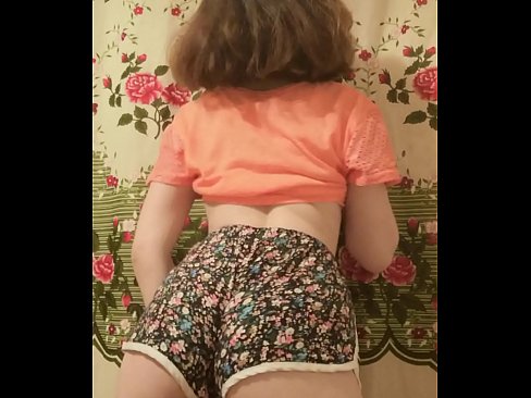 ❤️ Секси млада мадама сваля шортите си пред камерата. ️❌ Секс видео в bg.hellporno-com.ru ❌️